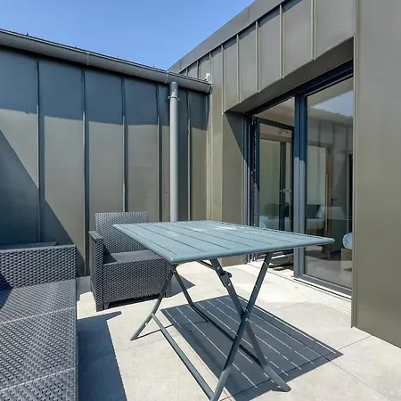 La Parenthese Apartment